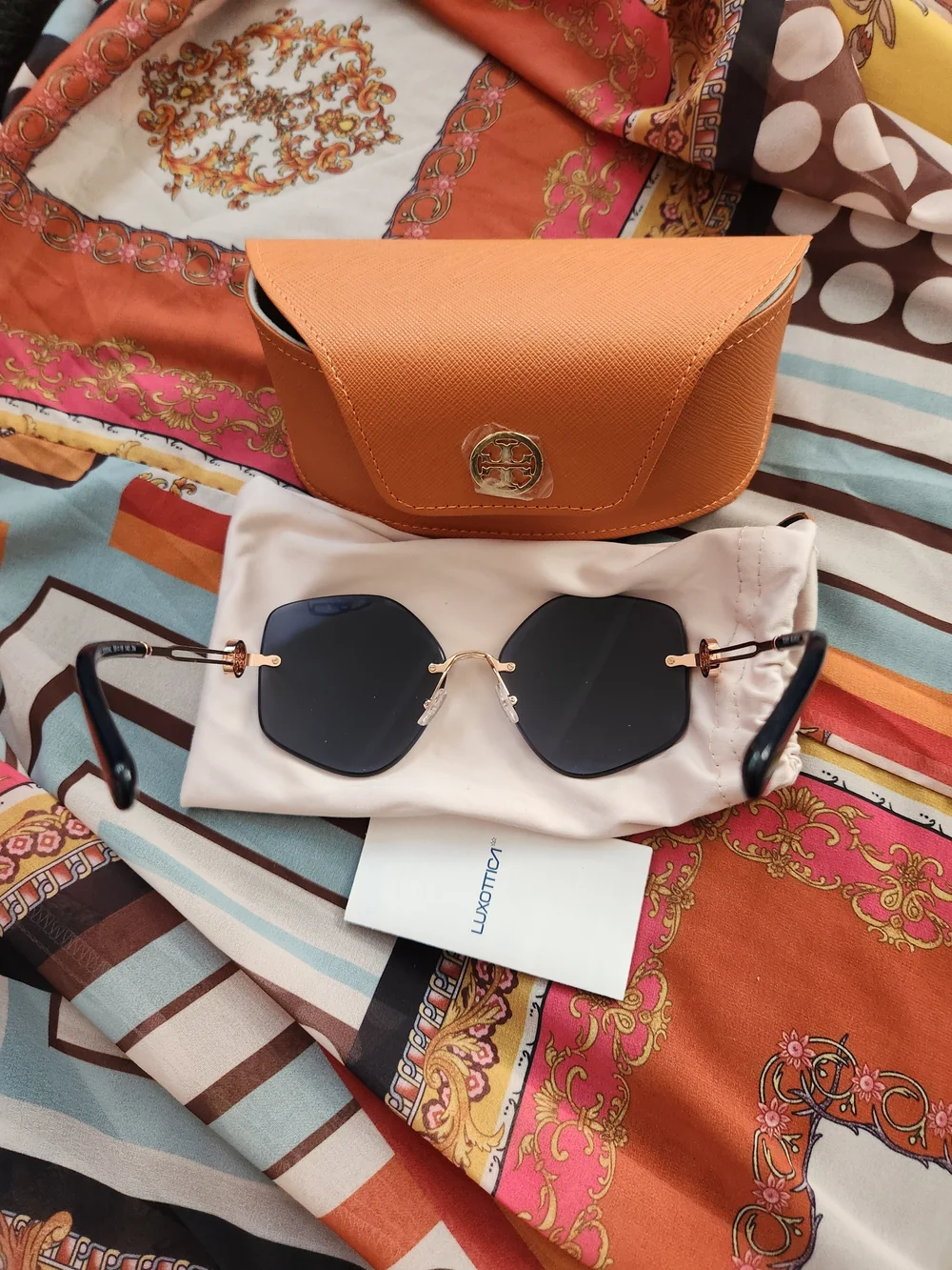 Tory Burch tory burch